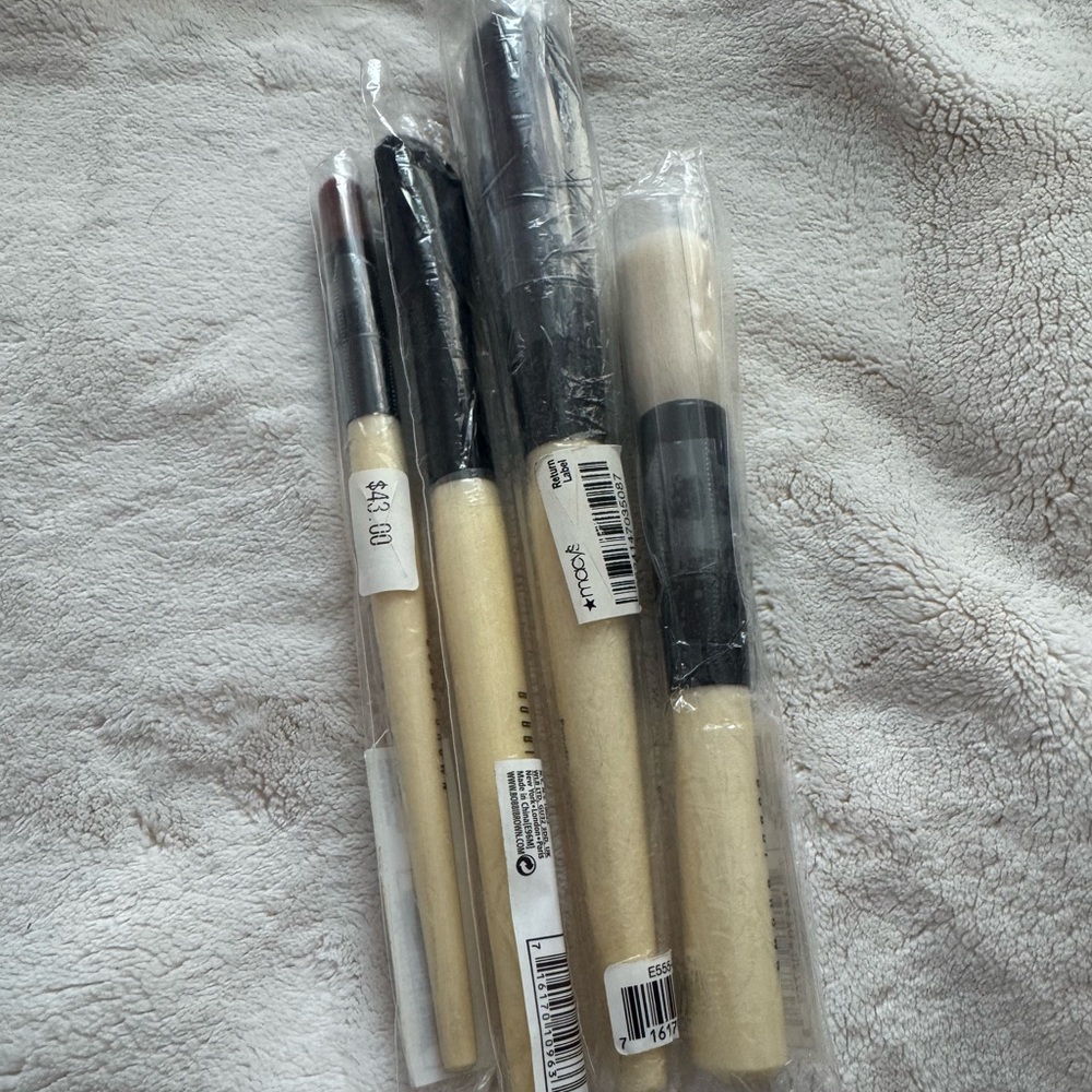 Bobbi Brown Brushes